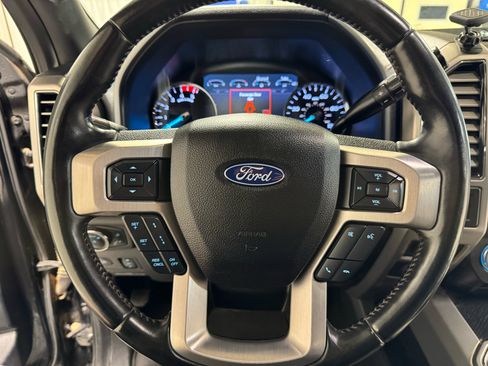 Used 2020 Ford F250 Platinum w/ FX4 Off-Road Package image 27