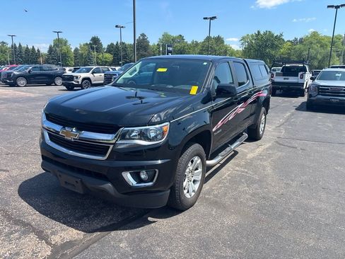 Used 2019 Chevrolet Colorado LT w/ LT Convenience Package AWD/4WD image 17