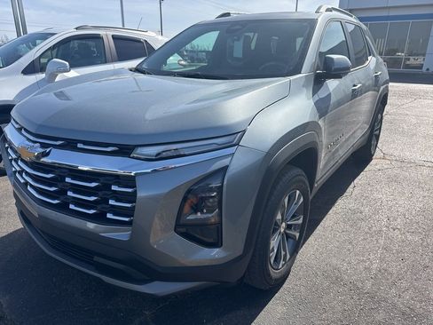 New 2026 Chevrolet Equinox LT image 1