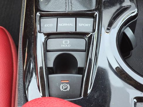 Used 2022 Toyota Camry XSE w/ Carpet Mat Package (TMS) FWD image 17