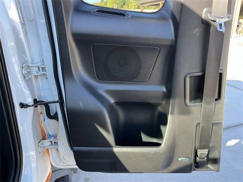 Used 2019 Toyota Tacoma SR image 21