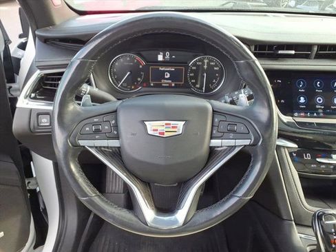 Used 2021 Cadillac XT6 Sport image 19