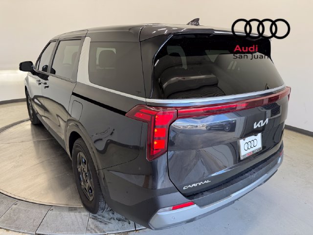 Used 2026 Kia Carnival FWD image 35