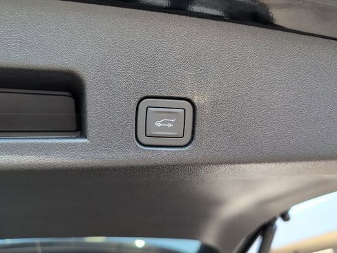 New 2026 Chevrolet Traverse Z71 w/ Enhanced Driving Package image 12