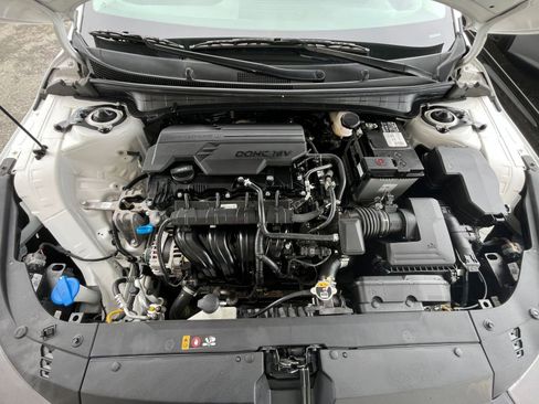 Used 2025 Kia K4 LXS image 31