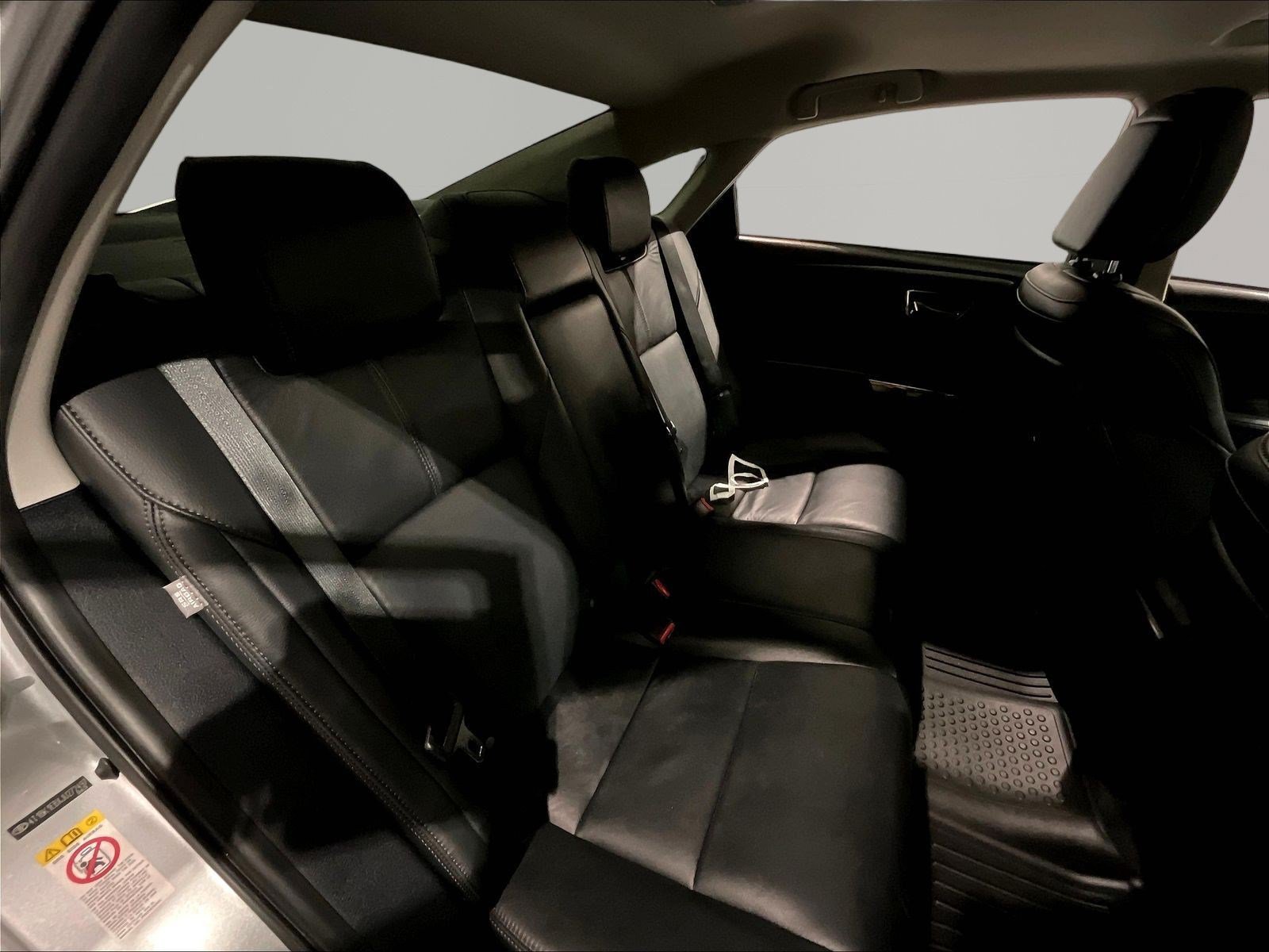 Used 2018 Toyota Avalon Touring FWD image 24