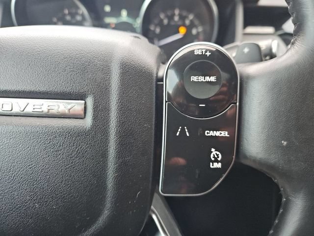 Used 2019 Land Rover Discovery SE AWD/4WD image 30