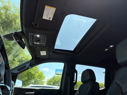 Used 2021 Chevrolet Silverado 1500 High Country w/ Z71 Off-Road Package AWD/4WD image 32