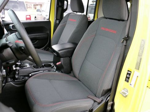 Used 2024 Jeep Wrangler Unlimited Rubicon AWD/4WD image 21