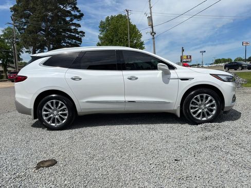Used 2019 Buick Enclave Essence w/ Trailering Package, 5000 lbs. FWD image 9