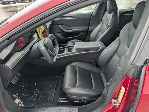 Used 2023 Tesla Model S Standard Range image 2