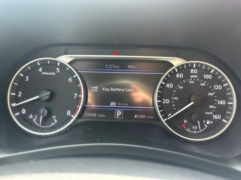 Certified 2023 Nissan Sentra SV FWD image 16