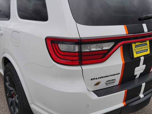 Used 2023 Dodge Durango R/T w/ Hemi Orange Plus Package AWD/4WD image 9
