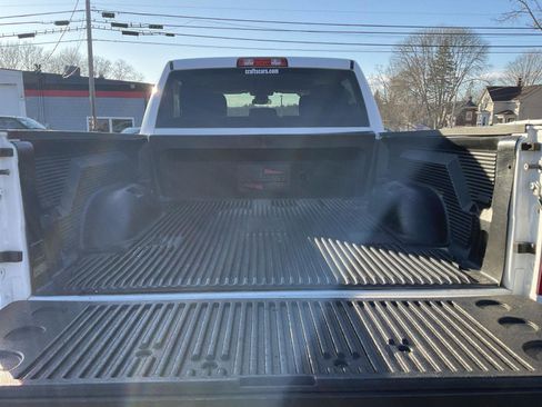 Used 2019 RAM 2500 Big Horn image 21