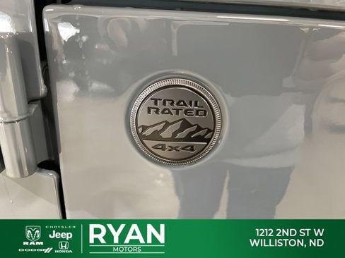 New 2026 Jeep Wrangler Unlimited Sahara AWD/4WD image 12