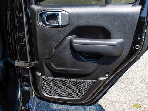 Used 2023 Jeep Wrangler Unlimited w/ Cold Weather Group AWD/4WD image 11