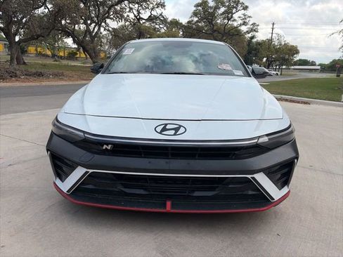 Used 2025 Hyundai Elantra N image 5