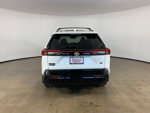 Used 2023 Toyota RAV4 SE image 31