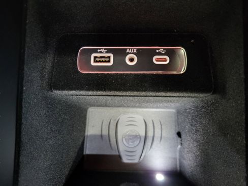 New 2025 Alfa Romeo Stelvio Sprint AWD/4WD image 40
