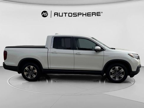 Used 2019 Honda Ridgeline RTL-T image 11