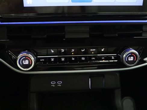 Used 2024 Honda Prologue Touring image 22