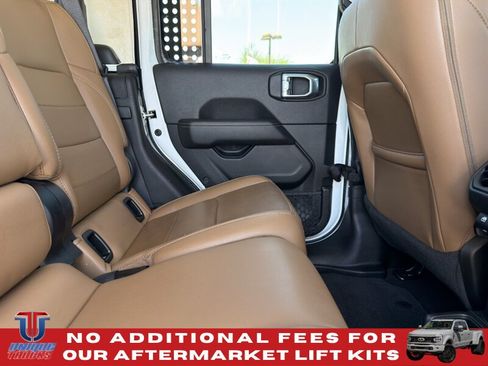 Used 2021 Jeep Gladiator Overland w/ Popular Equipment Package AWD/4WD image 39