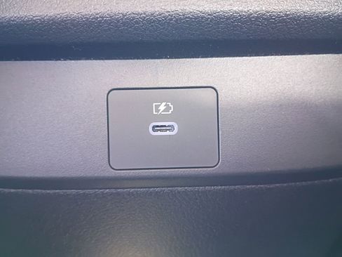 New 2026 Nissan Sentra SV w/ SV Convenience Package FWD image 24