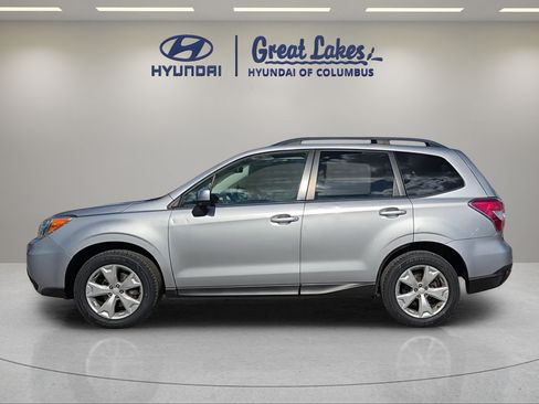 Used 2015 Subaru Forester 2.5i Premium w/ All-Weather Package AWD/4WD image 2