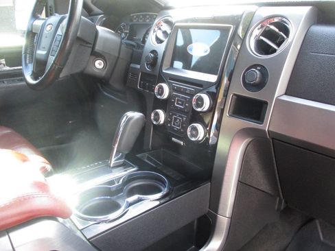 Used 2013 Ford F150 Limited image 11