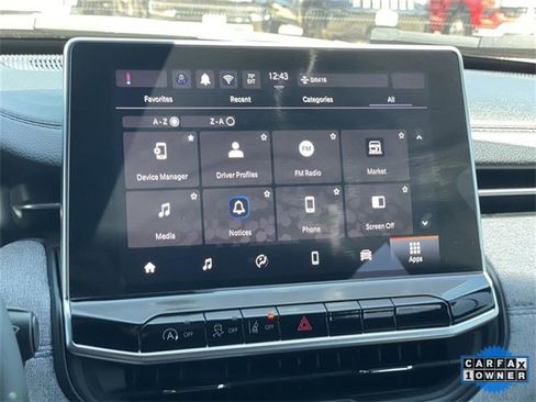 Used 2024 Jeep Compass Latitude image 39