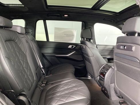 New 2026 BMW X7 xDrive40i w/ Executive Package image 33