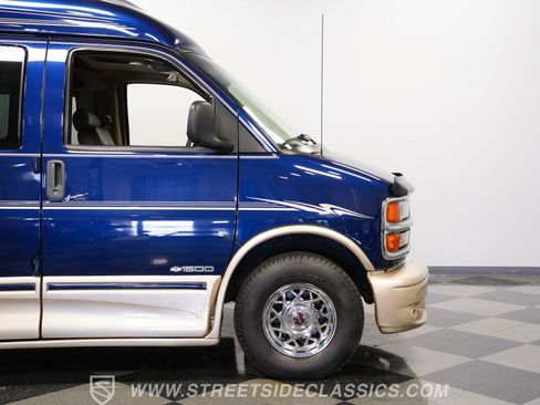 Used 2001 Chevrolet Express 1500 w/ Preferred Equipment Group 3 image 30