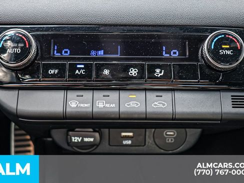 Used 2025 Hyundai Elantra Sport image 39