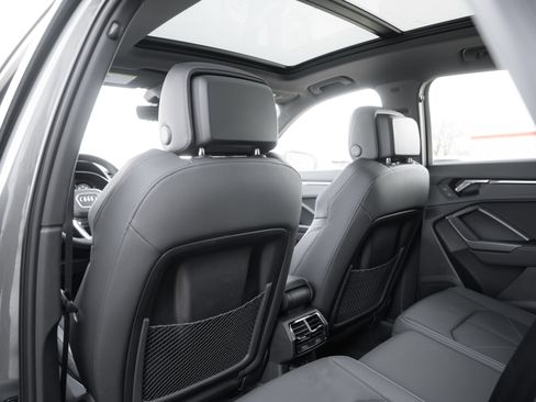 Certified 2025 Audi Q3 2.0T Premium w/ Convenience Package image 25