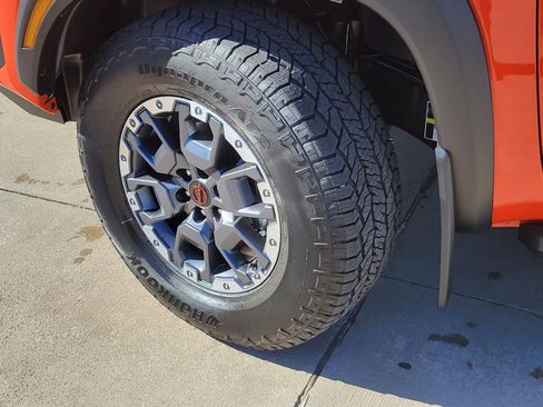 New 2026 Nissan Frontier PRO-4X w/ Tow Package AWD/4WD image 11