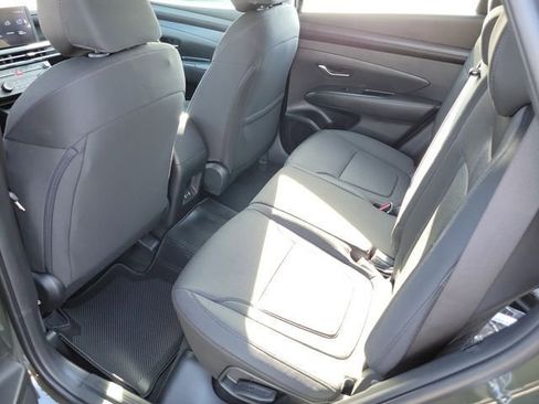 New 2026 Hyundai Tucson SE image 18