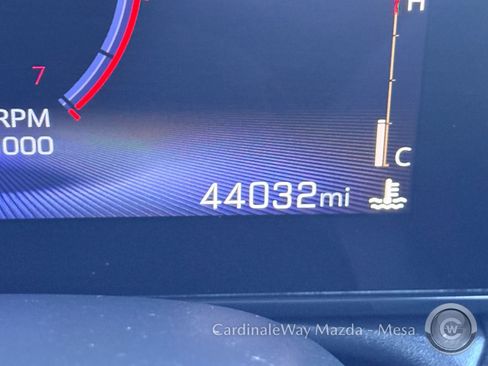 Used 2024 Chevrolet TrailBlazer LT w/ LPO, Blackout Package image 16