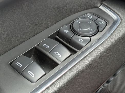 Used 2025 GMC Sierra 1500 SLT AWD/4WD image 20