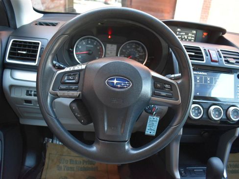 Used 2016 Subaru Forester 2.5i Premium w/ All-Weather Package AWD/4WD image 22