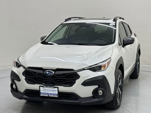 Used 2025 Subaru Crosstrek 2.0i Premium image 1