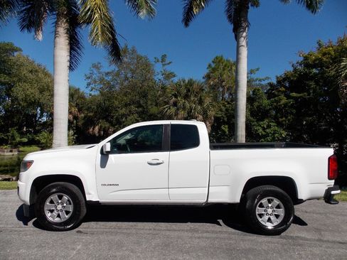 Used 2015 Chevrolet Colorado W/T w/ WT Convenience Package RWD image 11