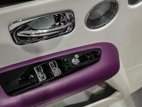 Used 2024 Rolls-Royce Ghost image 55