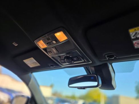 Used 2023 Toyota Tacoma TRD Off-Road image 12