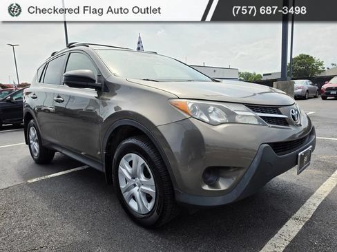 Used 2014 Toyota RAV4 LE FWD image 11