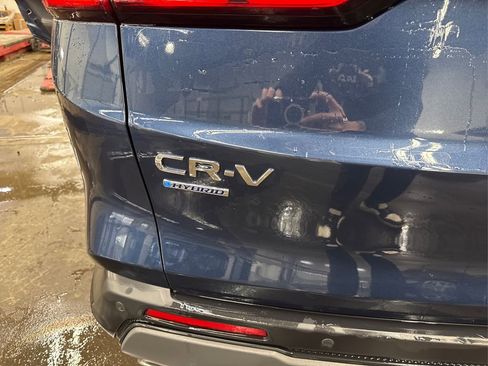 Used 2025 Honda CR-V Sport Touring image 16
