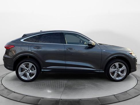 New 2025 Audi Q5 Premium Plus image 8