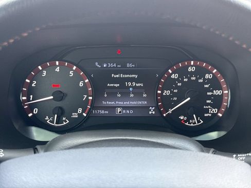 Used 2025 Nissan Frontier PRO-4X w/ Tow Package AWD/4WD image 24