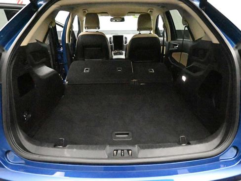 Used 2024 Ford Edge SEL AWD/4WD image 29