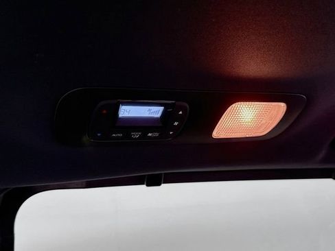 Used 2023 Honda Odyssey Sport image 30