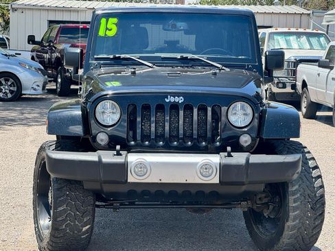 Used 2015 Jeep Wrangler Unlimited Sahara AWD/4WD image 2